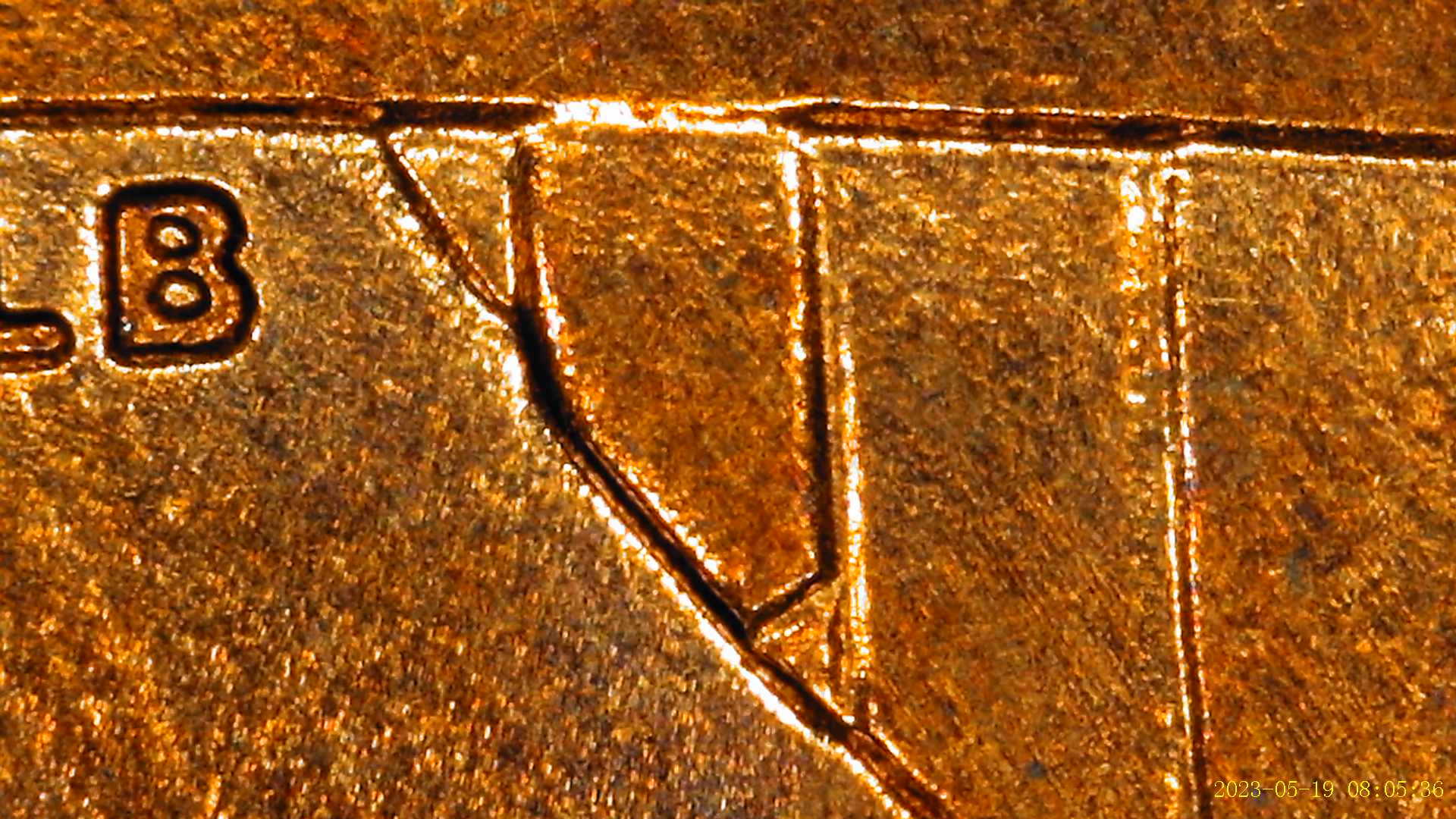 2016-Penny-With-Shield-Line-Intersection-On-Reverse