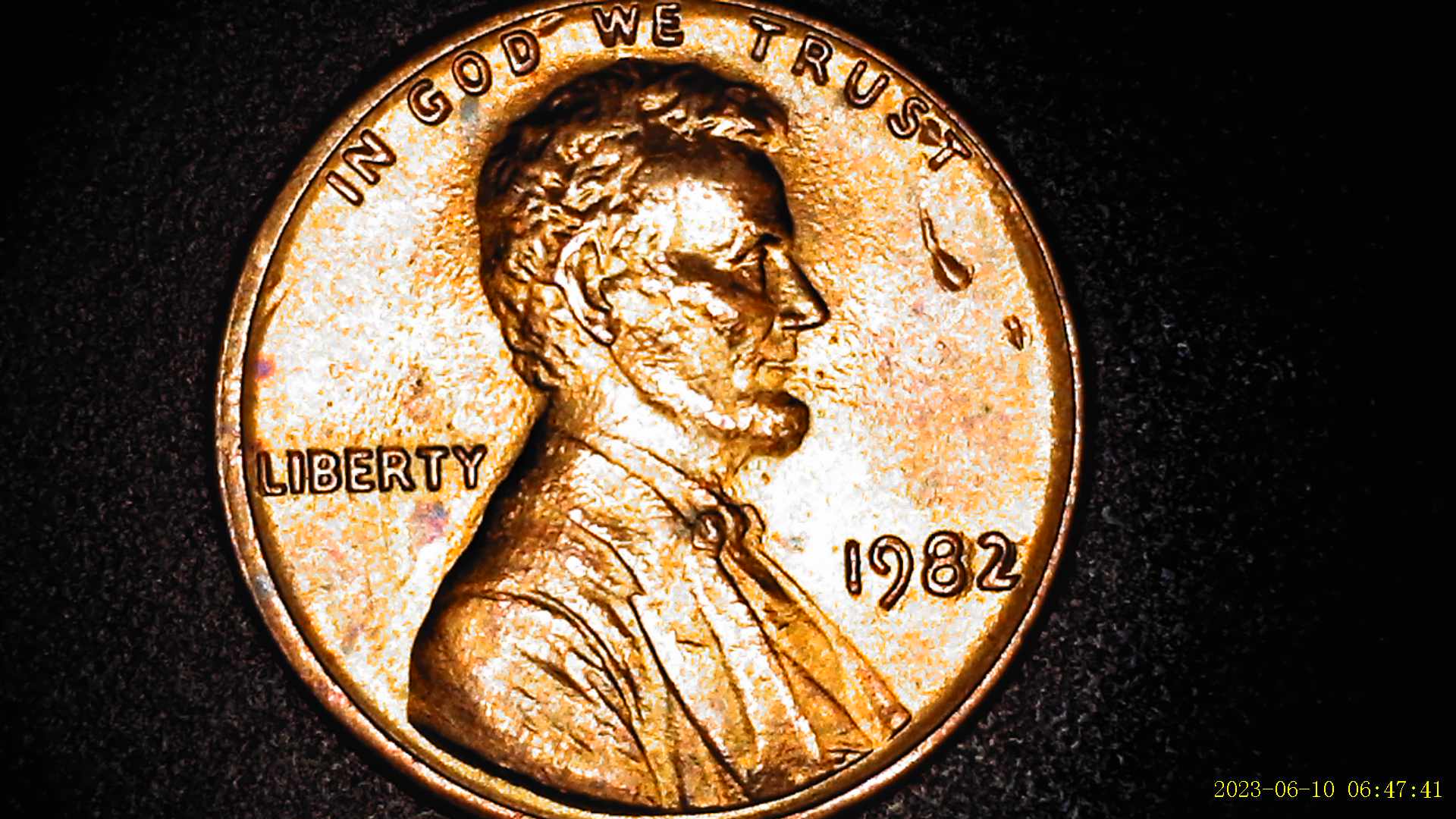 1982-Large-Date-Penny-With-Cud-/-Die-Crack-Location-Obverse/Reverse