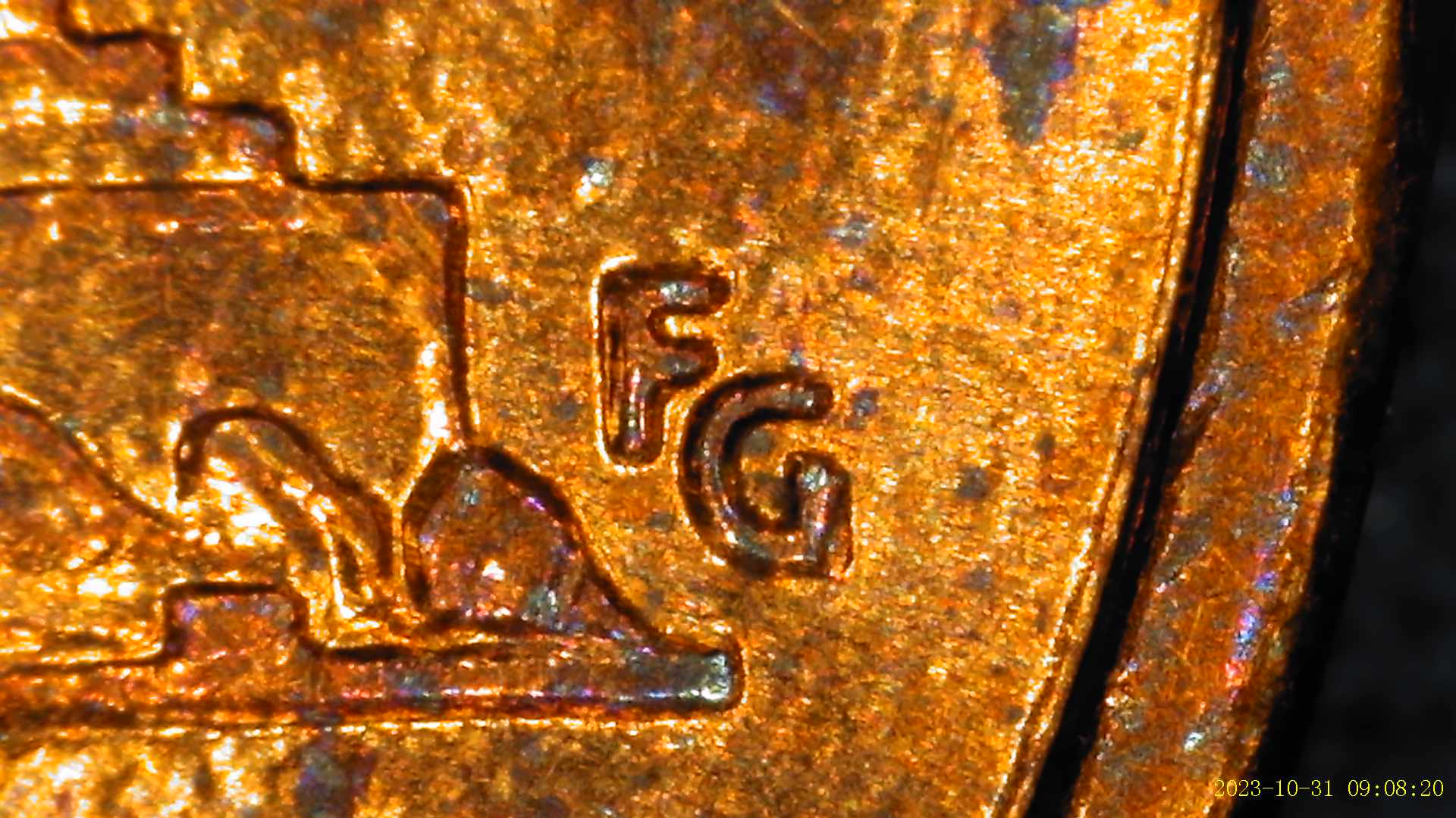 1999-Lincoln-Memorial-Penny-Strange-Looking-2nd-Column-Reverse
