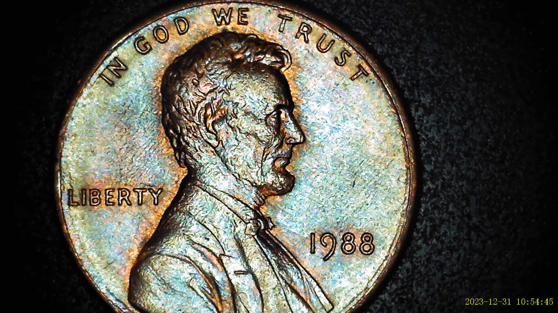 1988-Lincoln-Memorial-Penny-With-Possible-Flared-G