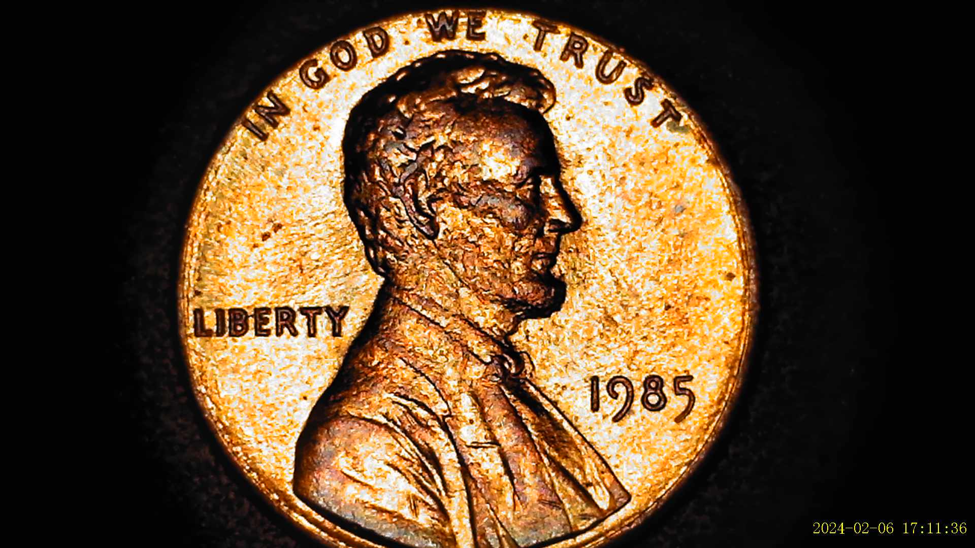 1985-Lincoln-Memorial-Penny-With-Twisted-Top-To-3RD-Column-Reverse