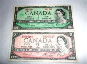$1-Bill-Vs.-Dollar-Coin