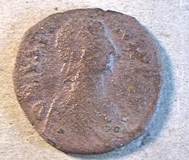 Justin-I-Half-Follis