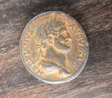 Possible-Hadrian-Crownless-Dupondius?