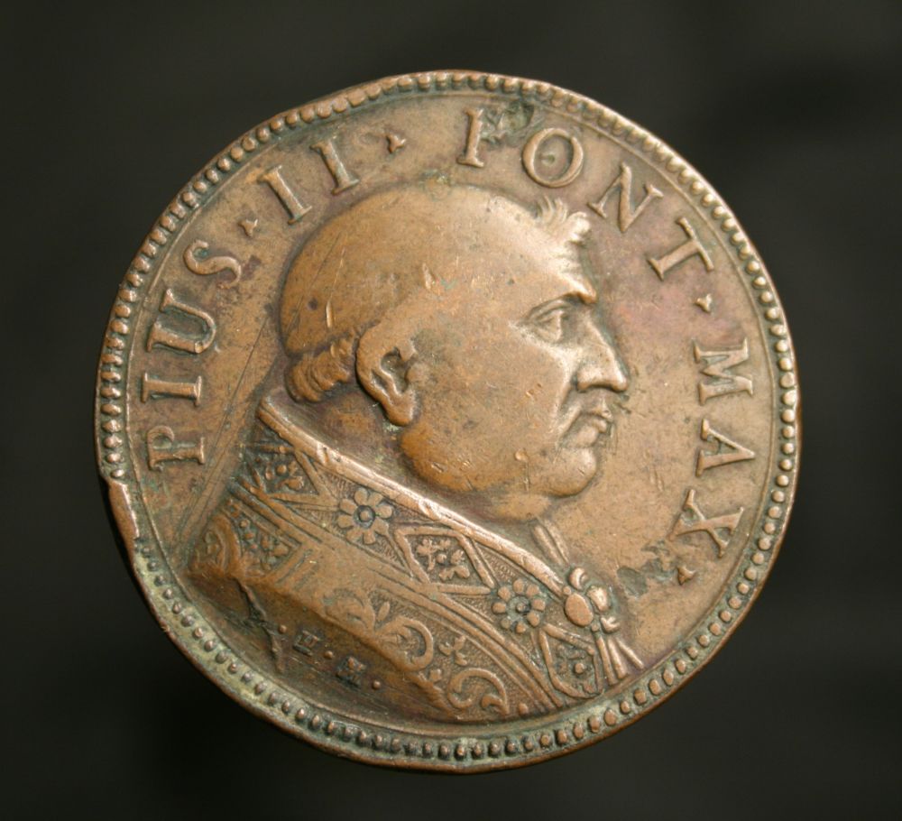 Hoping-Someone-Can-Give-Me-Some-Info-On-This-Papal-Medal.