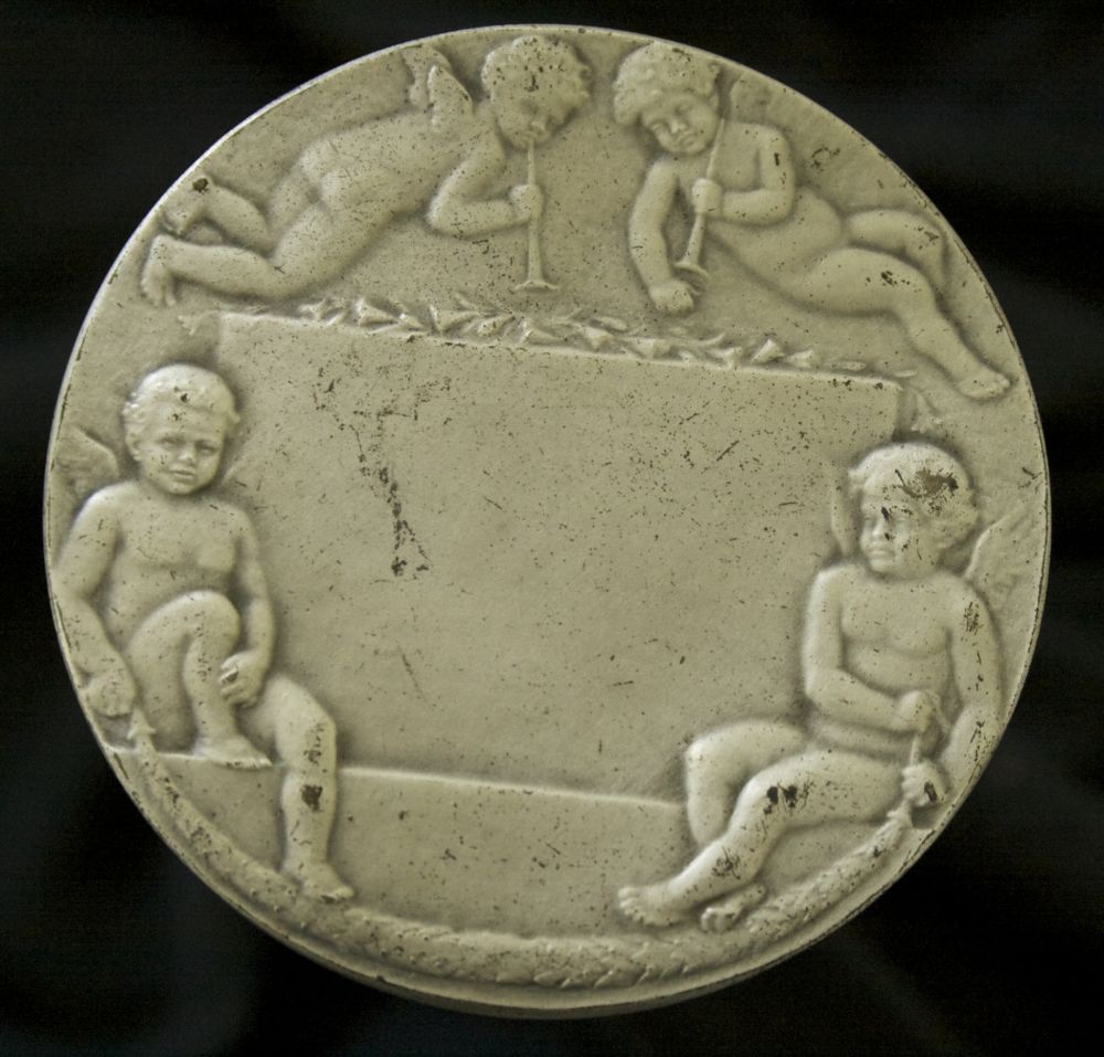 Older-Religious-Medals-By-The-Medallic-Art-Company