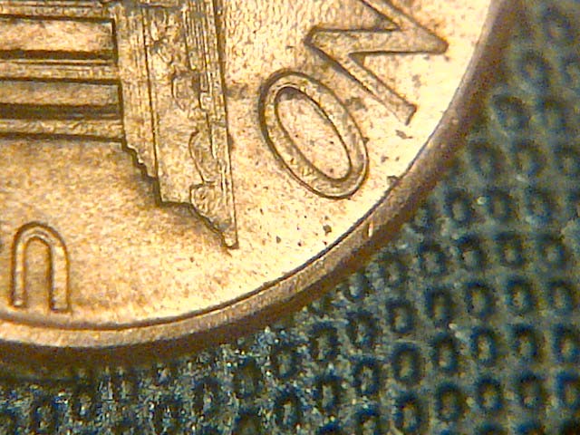 HI-Guys--This-1992-US-Cent-Maybe-DD.doubling-Die-Shift,,,