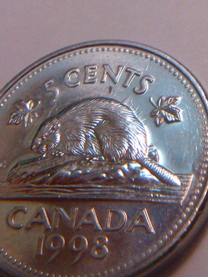 Is-This-A-Rare--Error-Of-Clash-On-This-Canada-5-Cent