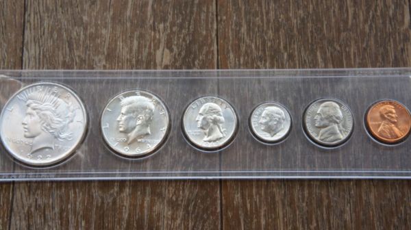 An-Interesting-Purchase-Peace-Dollar-In-Holder.