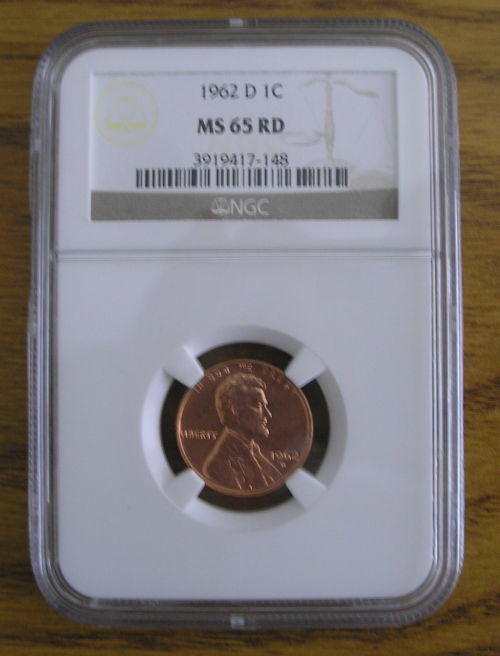 Question-About-NGC-Slabs:-Slight-Wobble
