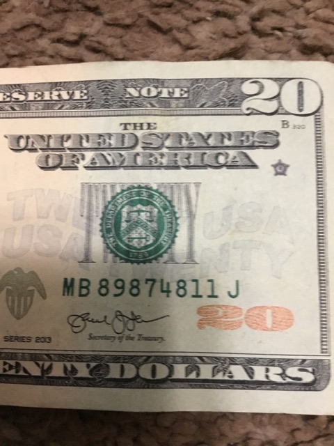 I-Found-An-Odd-Star-On-Right-Side-Of-2013-$20-Bill