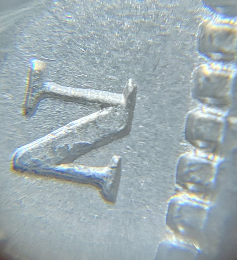 Does-The-1880/9-S-VAM-11-Also-Have-A-DDR?