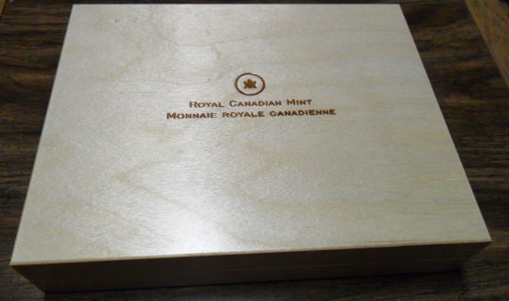1/2-Oz-Fine-Silver-O-Canada-Wolf
