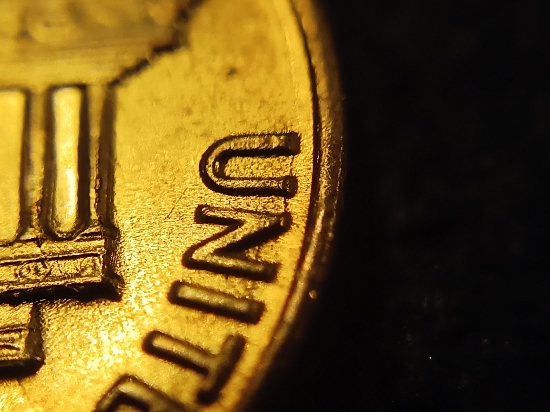 1972-D-Lincoln-Cent-Cracked-Die-With-Something-Else