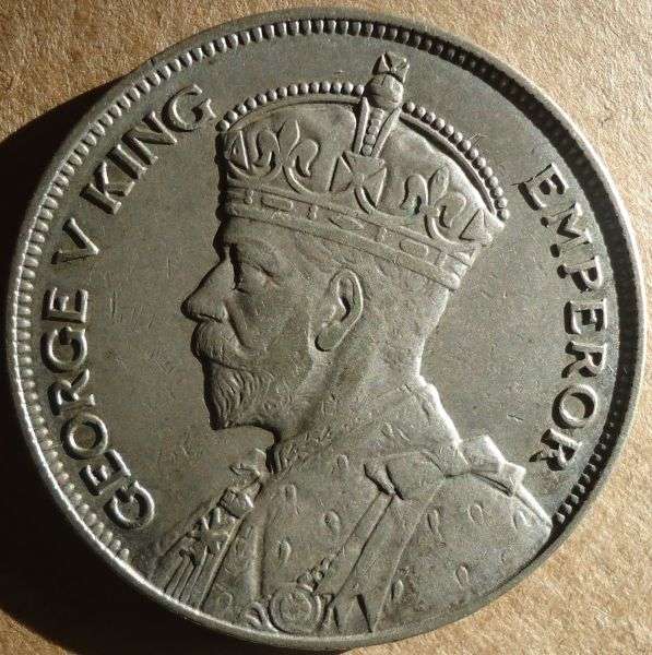1935-New-Zealand-Half-Crown