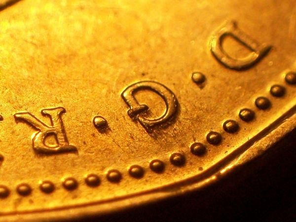 2004-Olympic-Loonie