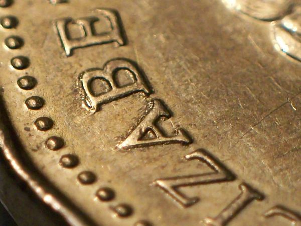 2004-Olympic-Loonie