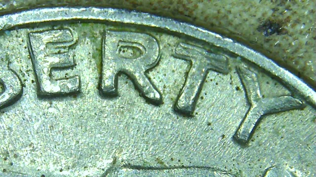 1977-Roosevelt-Dime-W/-Unknown-Doubling