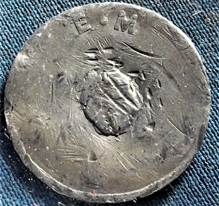 Can-Anyone-Identify-This