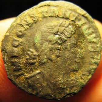 Victoria-Farthing