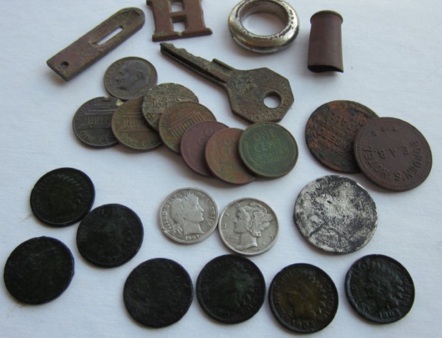 Seated-Quarter-Out-Of-New-Ballpark,-Barbers,-Tons-Of-Indians
