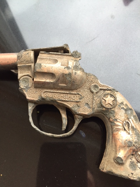 Dug-A-Gun.-Serial-Numbers-Missing.