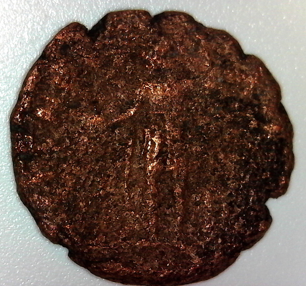 Roman-Coppers,-Anything-Recognizable-Here?