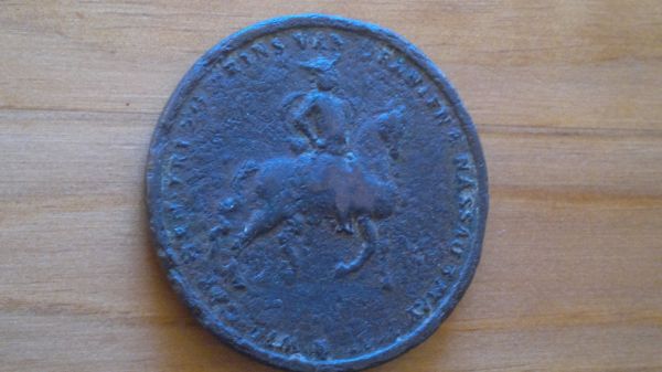 Help-Please-To-ID-This-Coin: