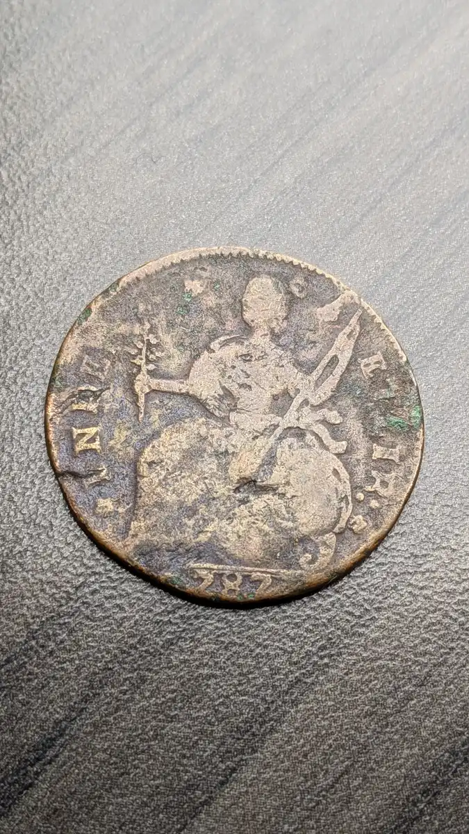 Got-At-A-Garage-Sale-For-25-Cents.-Unsure-What-It-Is,-And-What-Value