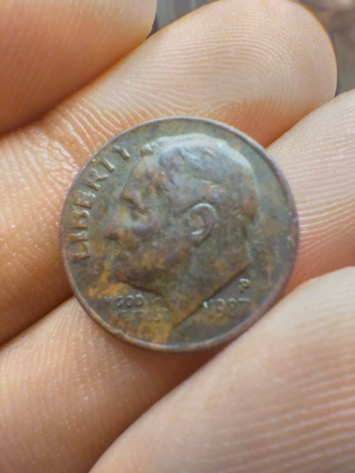 Found-This-In-A-Bank-Roll-1987-P-Dime-Missing-Clad-Layer-Or-Wrong-Planchette?-Any-Info?