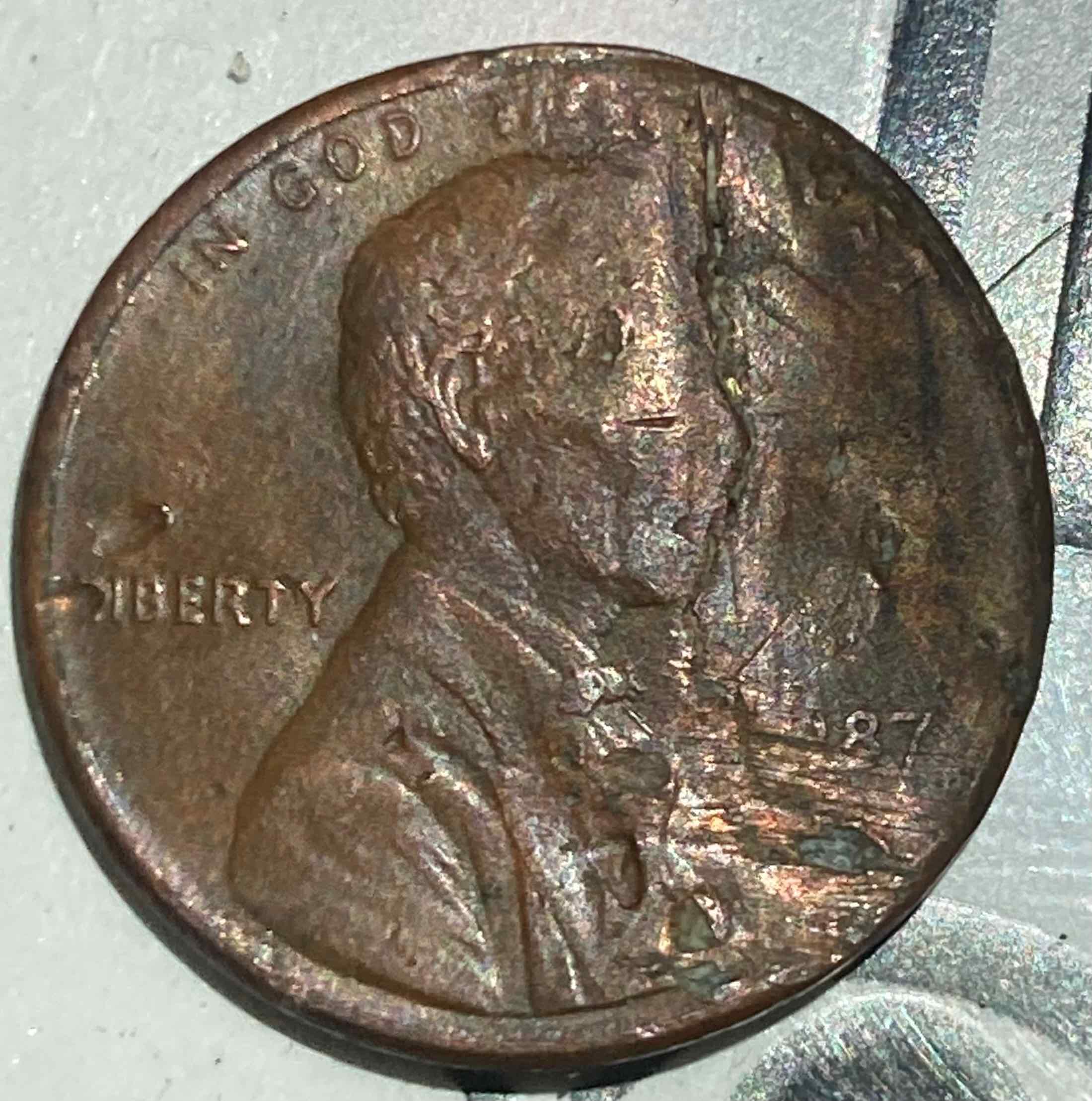 1987-D-Mint-Cent-Possible-Bisecting-Rim-To-Rim-Die-Crack?