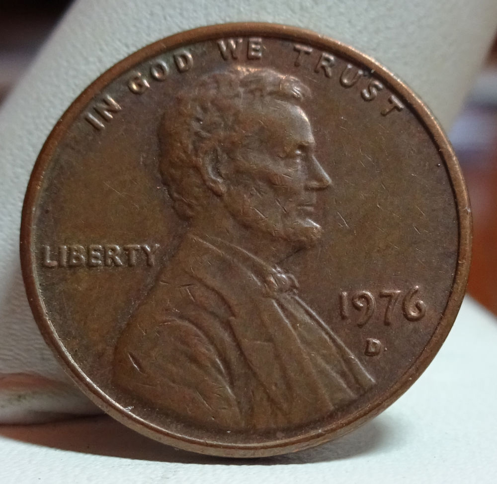 1976-D-Lincoln-Cent-With-Funky-MM-Placement