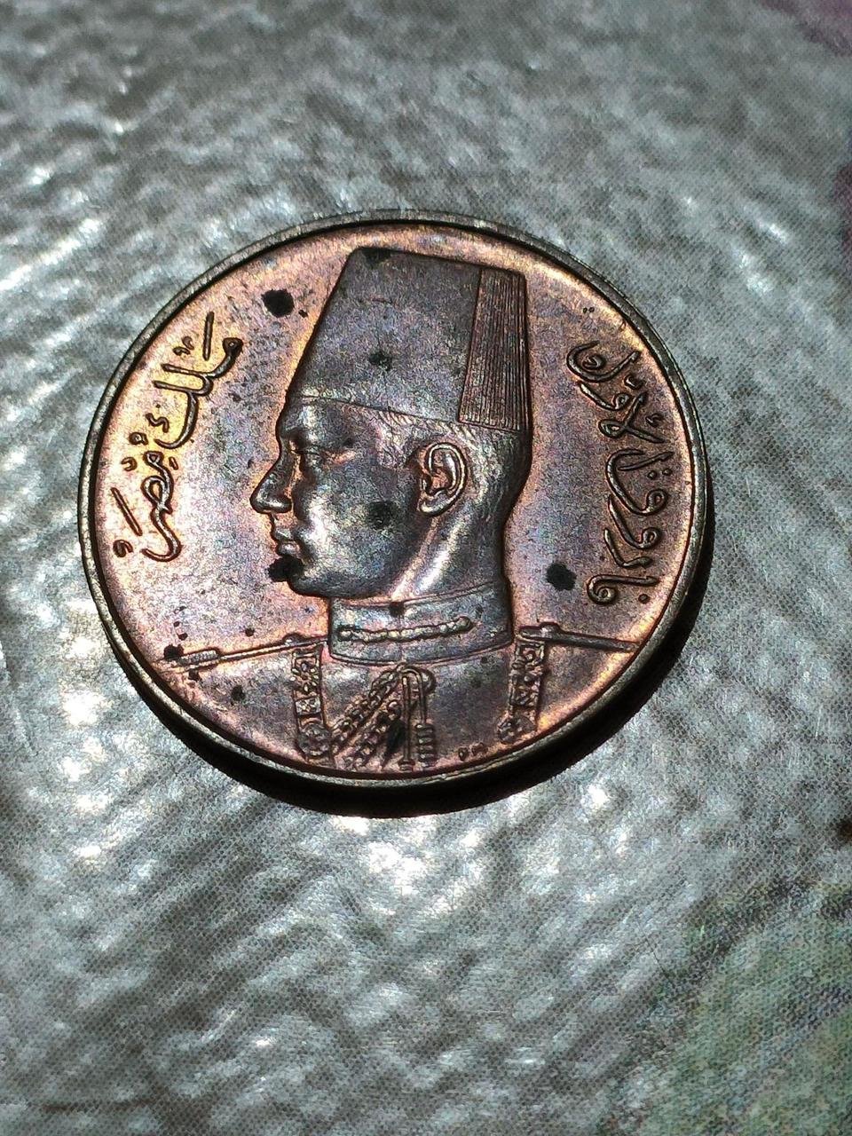 Just-Wondering-What-This-Coin-Would-Grade?-And-Does-The-Sulfur/Carbon-Spots-Affect-The-Grading?