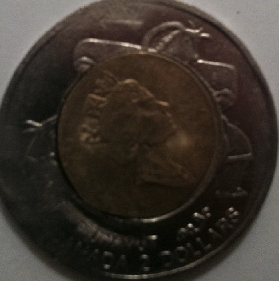 Fake-Toonie-Or-Altered?