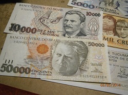 Here-Is-Some-Paper-Money-From-Brasil-And-Japan