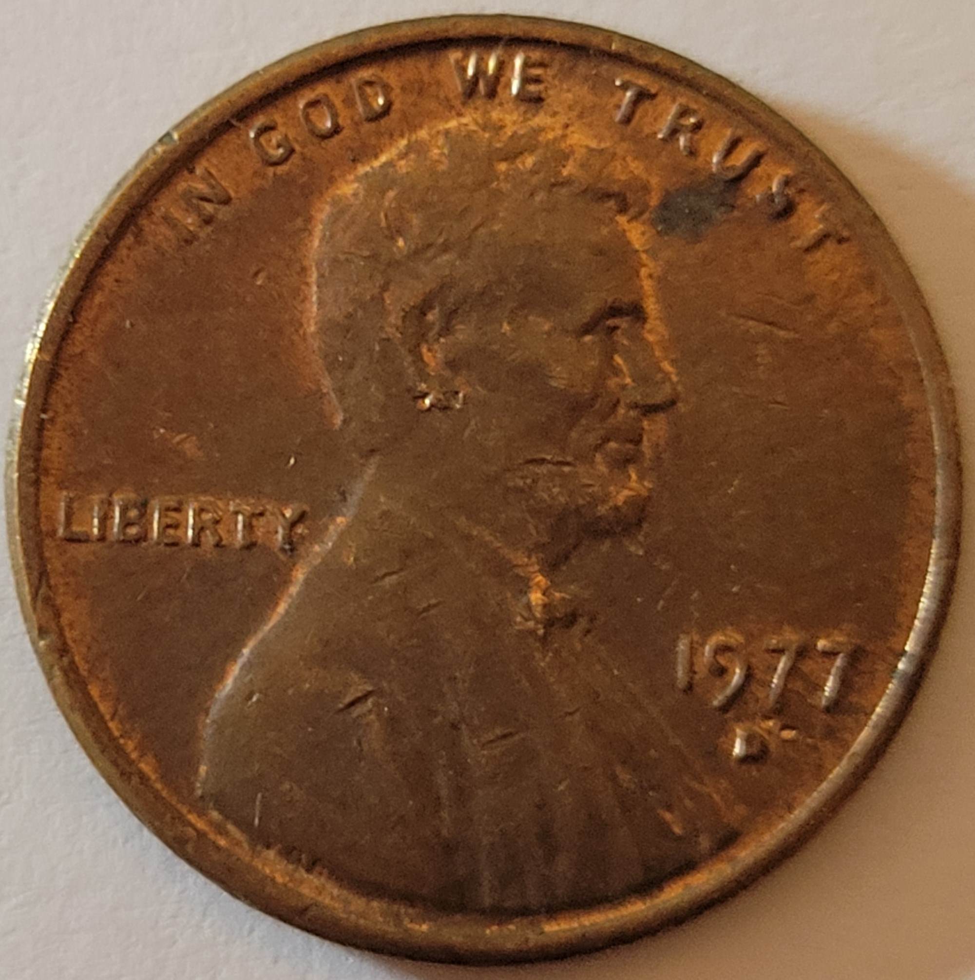 1977-D-Lincoln-Cent---Odd-Die-Chips