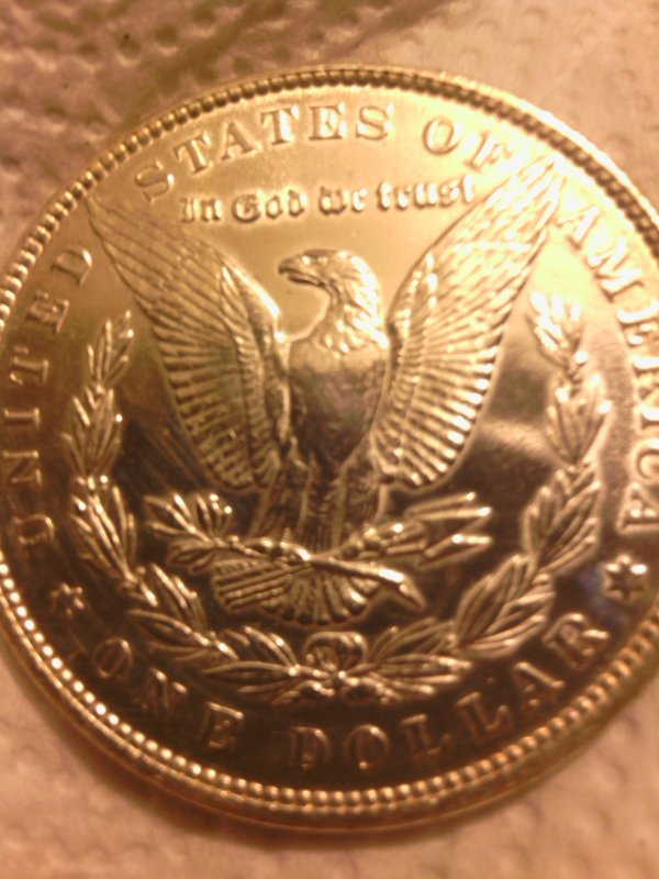 Removing-An-'89-Morgan-From-Bracelet