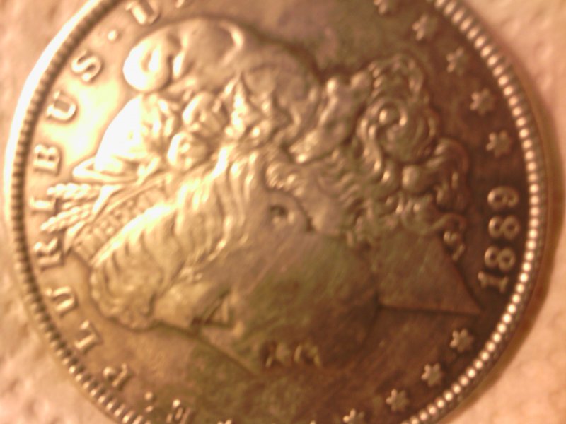 Removing-An-'89-Morgan-From-Bracelet