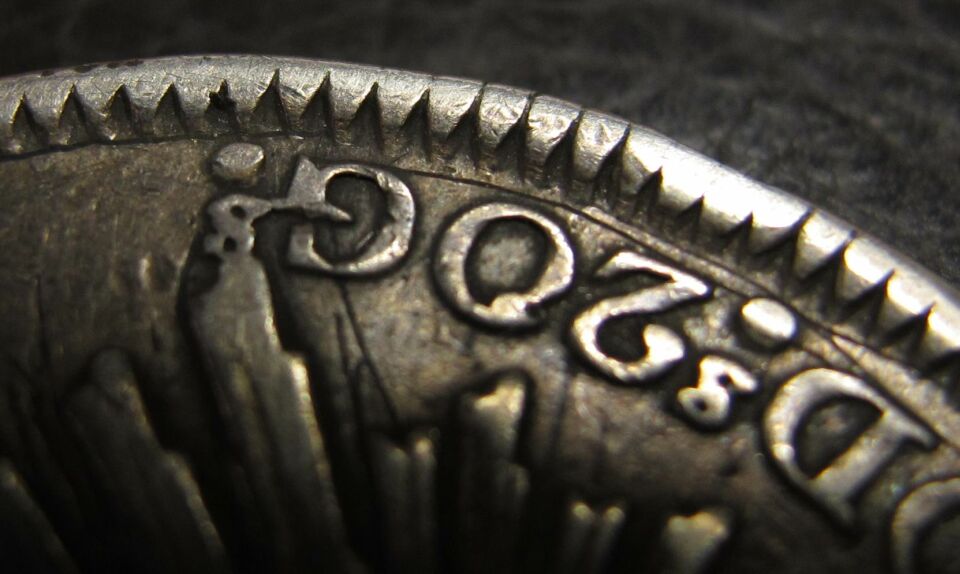 Interesting-1843zsom-Cap-&-Rays,-Scratches-Before-Striking?