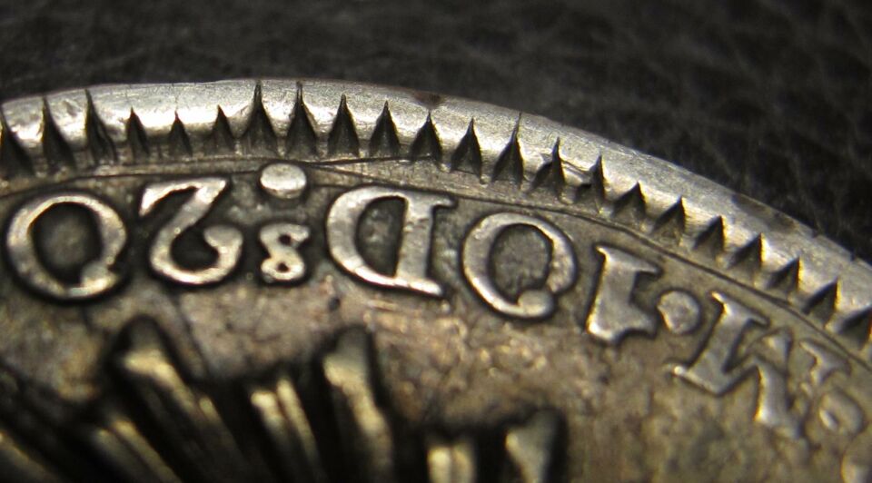 Interesting-1843zsom-Cap-&-Rays,-Scratches-Before-Striking?