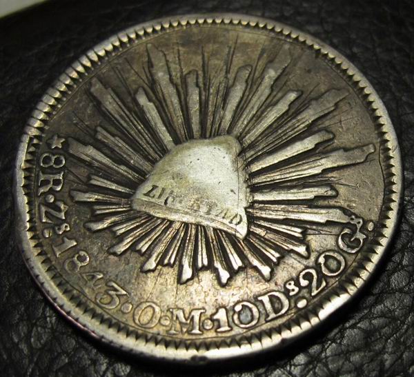 Interesting-1843zsom-Cap-&-Rays,-Scratches-Before-Striking?