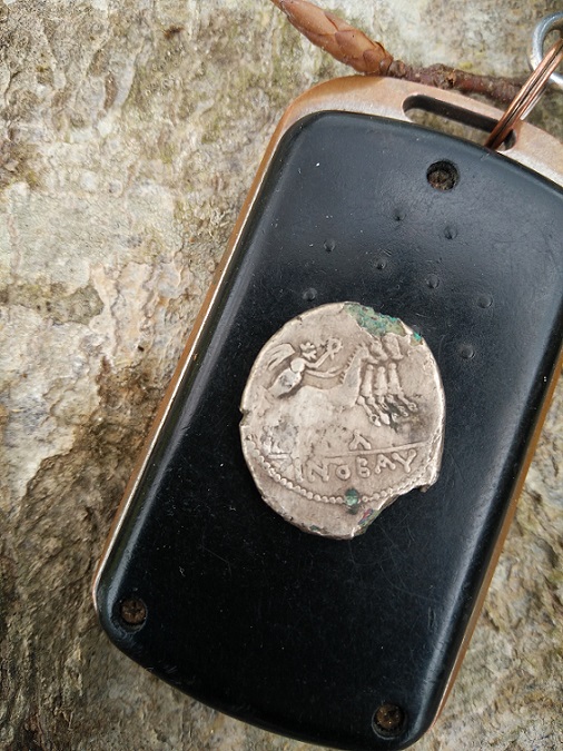 Coin-Found-In-Greece-With-Unknown-Alphabet
