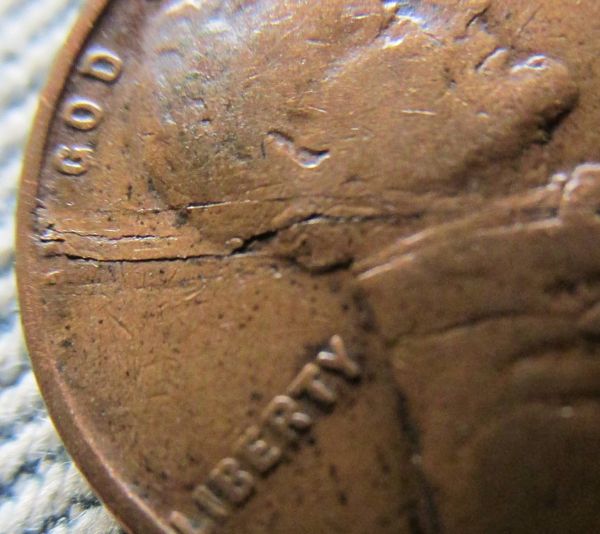 1919-Lincoln-Cent-Die-Cracks-Or-Lamination-Issues?