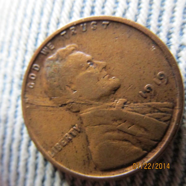 1919-Lincoln-Cent-Die-Cracks-Or-Lamination-Issues?