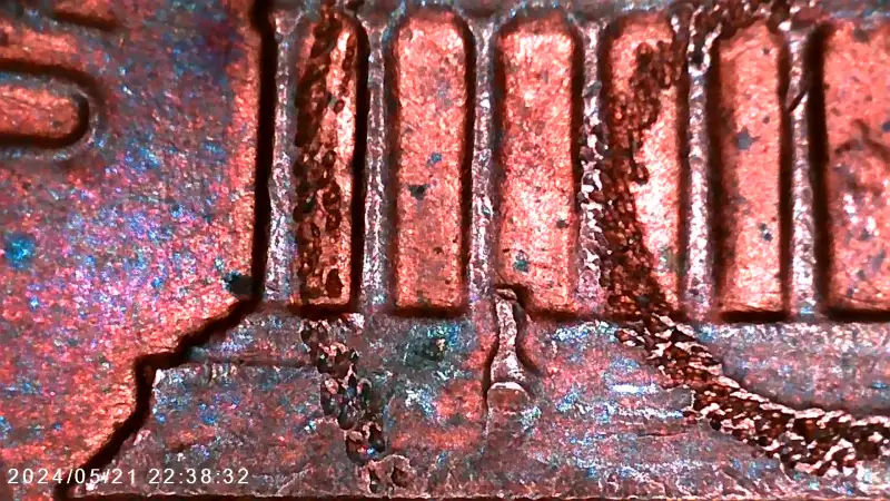 1982-LMC-Weird-Spiky-Rings-On-Reverse