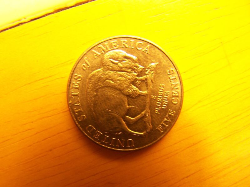 2005-D-Nickel-Lol-Split-Back-He-Is-Peeing