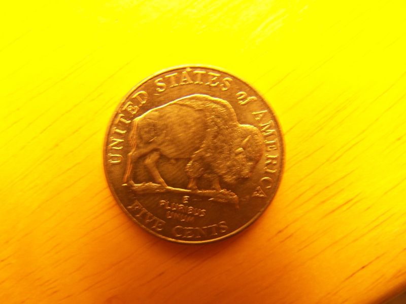 2005-D-Nickel-Lol-Split-Back-He-Is-Peeing