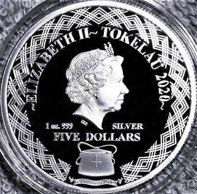 Post-Your-Coins-With-Earrings
