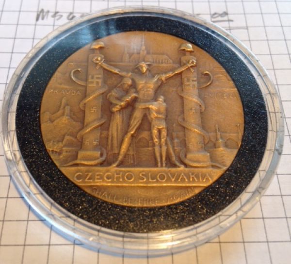 Czechoslovakia-'Shall-Be-Free-Again'-Medal