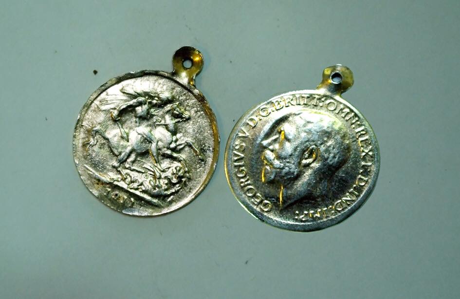 Help-Identify-This-Medal-Too